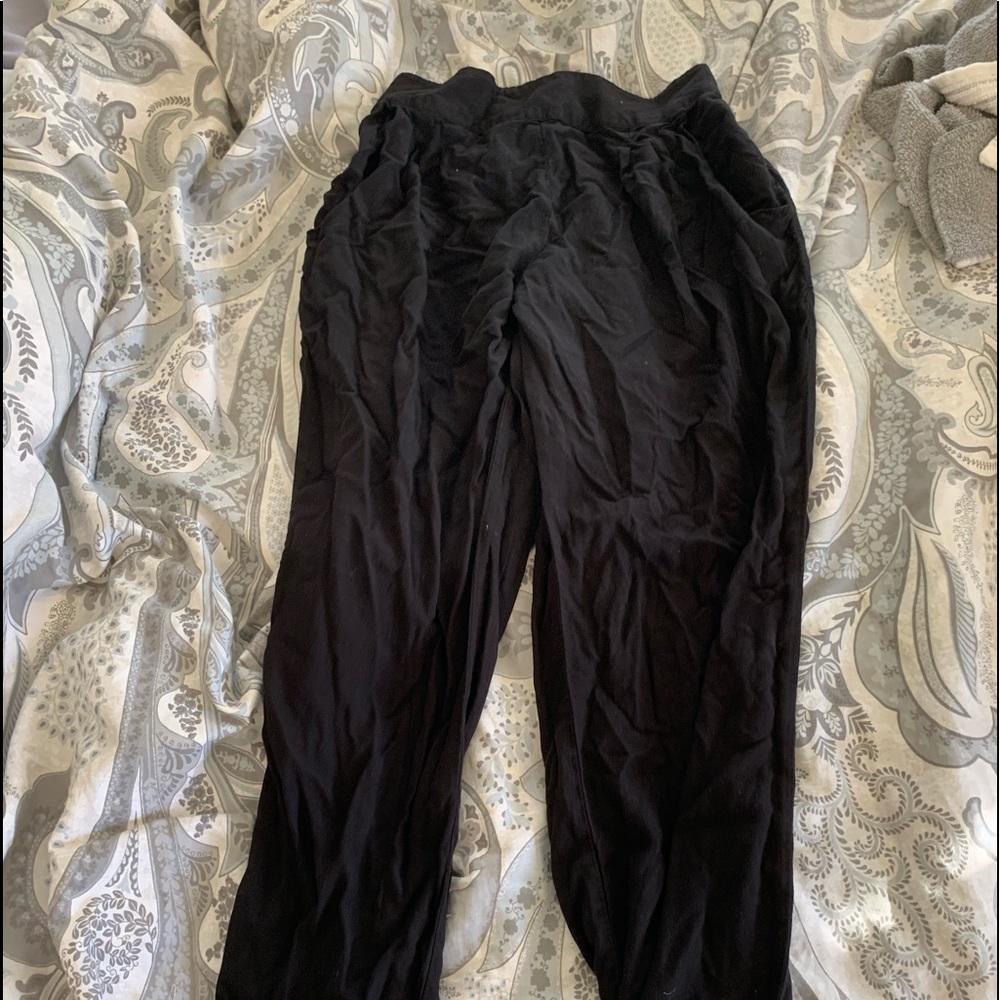 American Eagle Flowy Pants